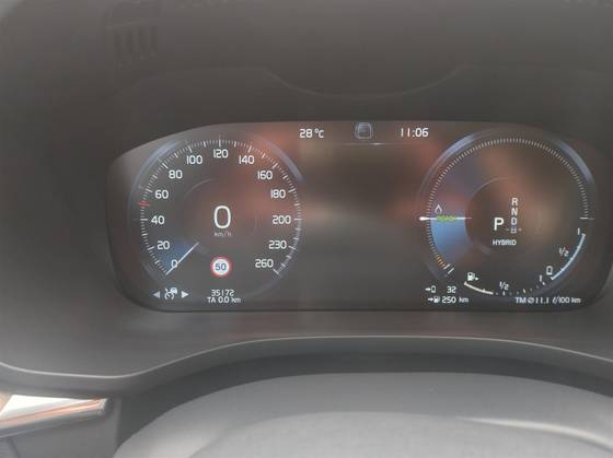VOLVO XC60 2.0 T8 HYBRID INSCRIPTION AWD GEARTRONIC
